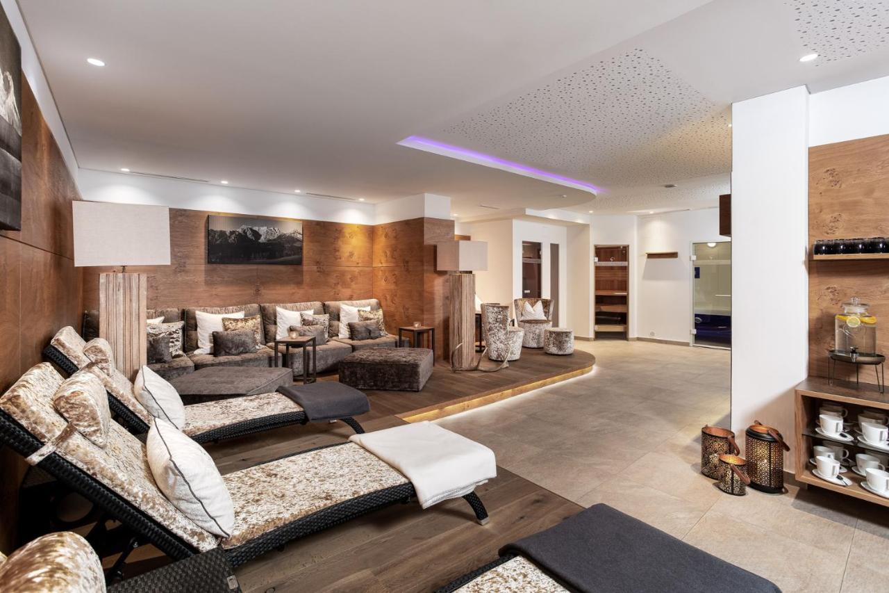 דינטן אם הוכקוניג Almhof Alpin Apartments & Spa מראה חיצוני תמונה